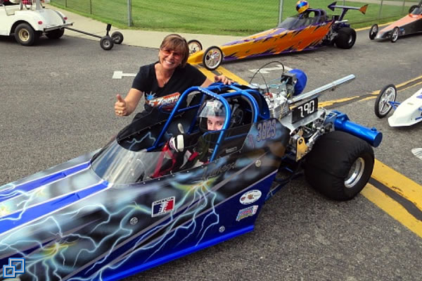 Vanessa Stotz's in her Jr. Dragster, Lil Blue Thunder did a good job driving too.